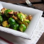 Rosenkohlsalat_Cashews1