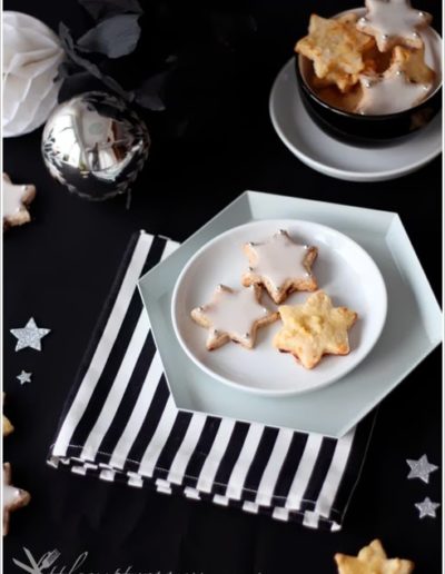 Sternstunden: Apfel- und Kirsch-Haselnuss-Sterne von Agnes {In der Weihnachtsbäckerei}