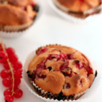 Johannisbeer-Muffins-mit-Joghurt1