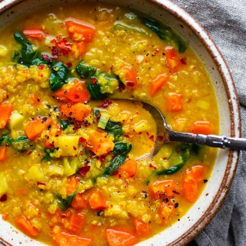 Einfaches Rote Linsen-Curry (schnell & vegan) - Kochkarussell