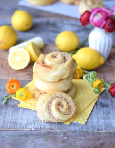 Wir haben Besuch! Kokos-Zitronen-Hefeschnecken von Das Knusperstübchen