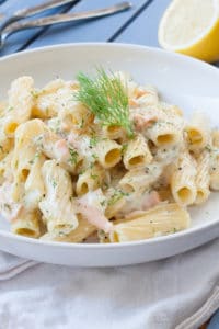 Pasta mit Frischkäse-Sauce und Räucherlachs