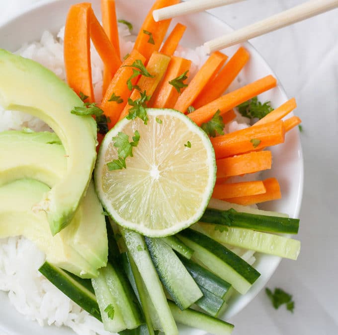 Vegane Sushi Bowl für den guten Zweck – Super einfach und verdammt lecker