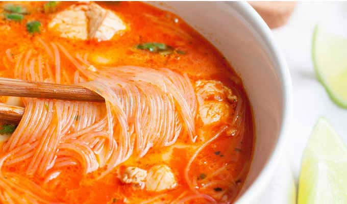 20 Minuten Thai-Chicken Soup - Kochkarussell.com