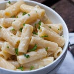 15- Minuten Cremige Knoblauch-Pasta