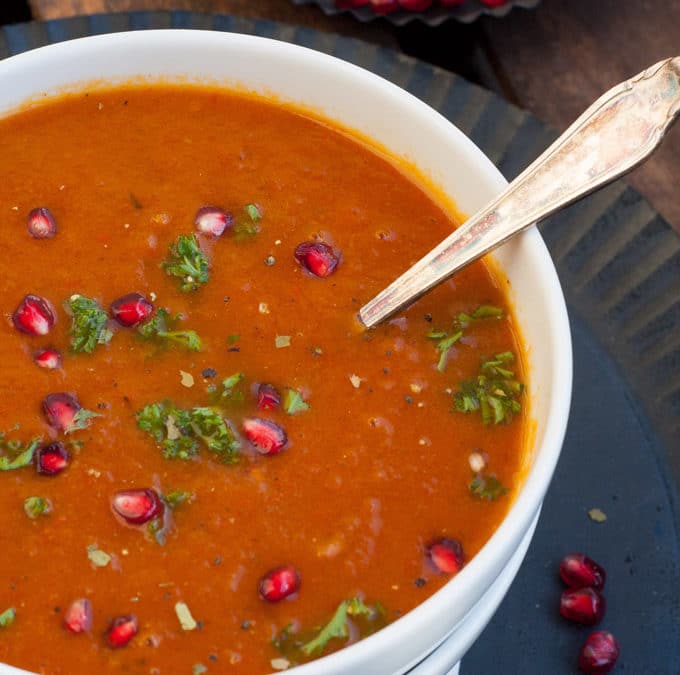 Geröstete Paprika-Möhren-Suppe