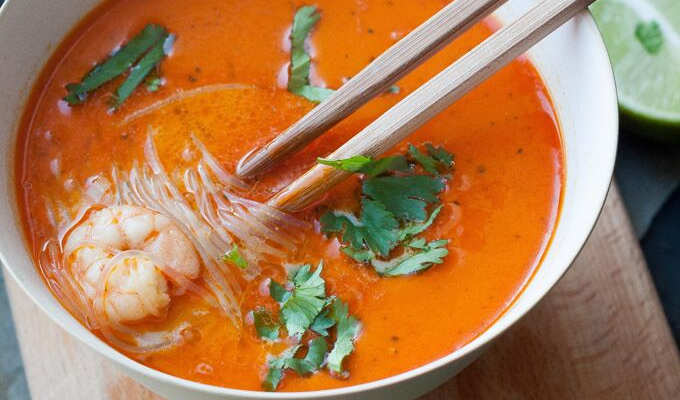 Thai Shrimp Soup - Kochkarussell.com