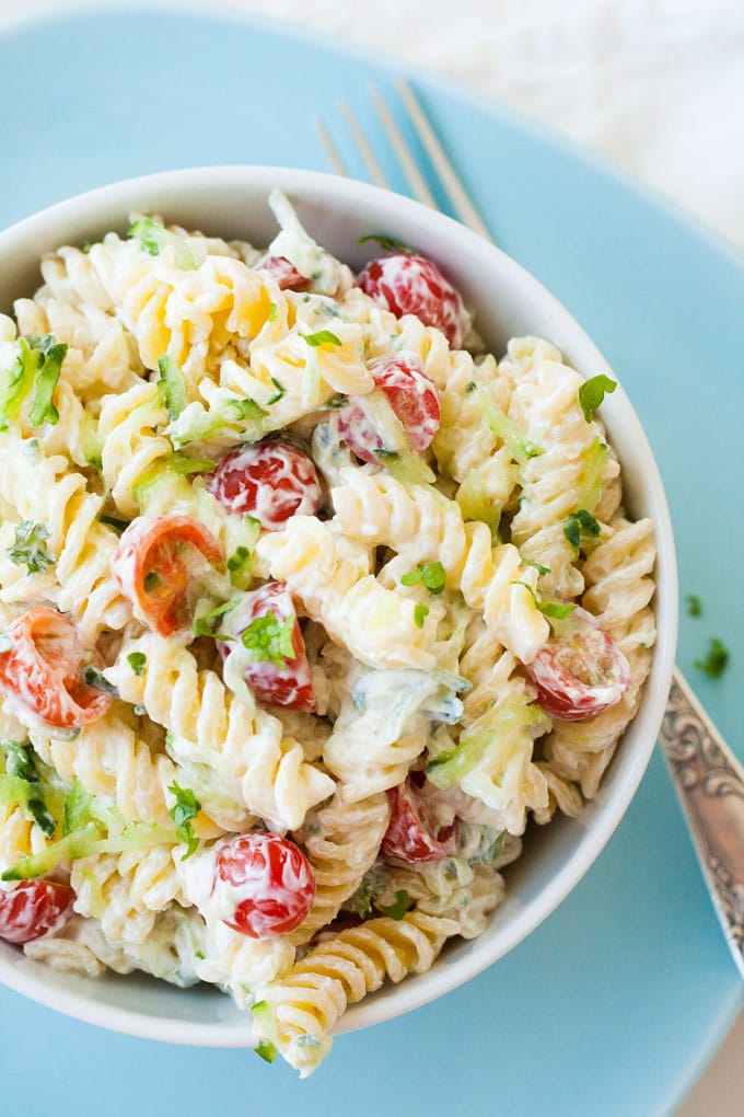 Gurkensalat mit Tzatziki-Dressing