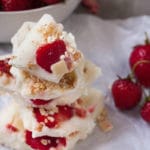 Erdbeer-Knuspermüsli Frozen Yogurt Bark8