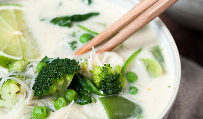 20 Minuten Thai Green Curry Soup - Kochkarussell.com