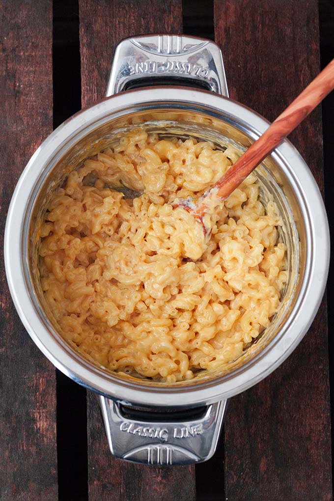 11 schnelle und einfache Meal Prep Rezepte. Dieses Rezept für One Pot Mac and Cheese schmeckt Kindern und geht immer! - Kochkarussell Foodblog #malprep #onepot #macandcheese
