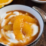 Der Vanillekipferl-Quark mit Gewürzorangen ist schnell und unglaublich cremig. Das perfekte Dessert im Advent – Kochkarussell.com