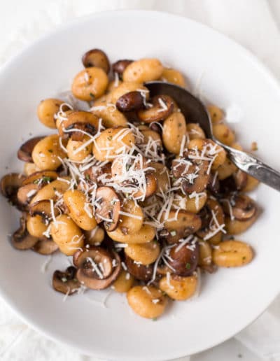 Gnocchi mit Champignons und Parmesan