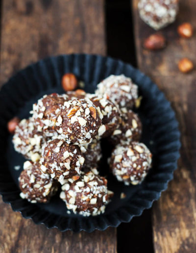 Schoko-Haselnuss Energy Bites