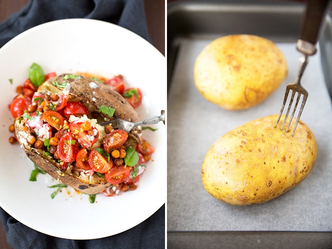 Werbung. Super einfache und leckere Ofenkartoffeln gefüllt mit Tomaten und Kichererbsen - Kochkarussell.com