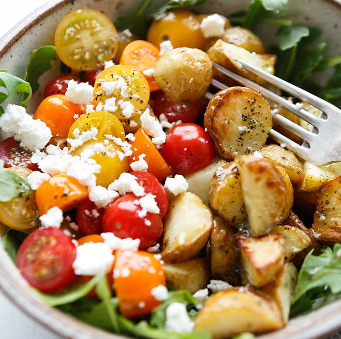 Italienische Kartoffel Power Bowl mit Knoblauch-Olivenöl Dressing