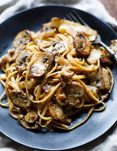 Pasta mit Pilz-Sahne-Sauce und Fenchel