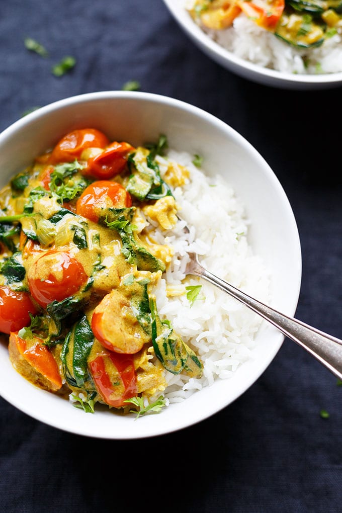 Kokos-Curry mit Spinat und Tomaten - Kochkarussell