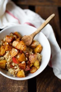 Apfel-Zimt-Porridge mit Hirse