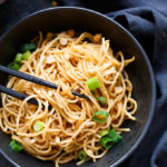 15-Minuten-Spaghetti-mit-Erdnuss-Sauce-1