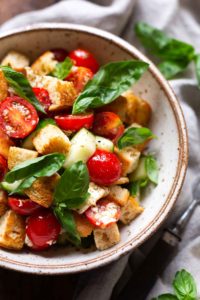 Italienischer Brotsalat – Panzanella