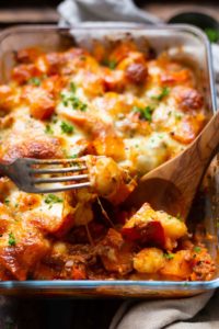 Einfacher Gnocchi-Auflauf mit Hackfleisch und Kürbis