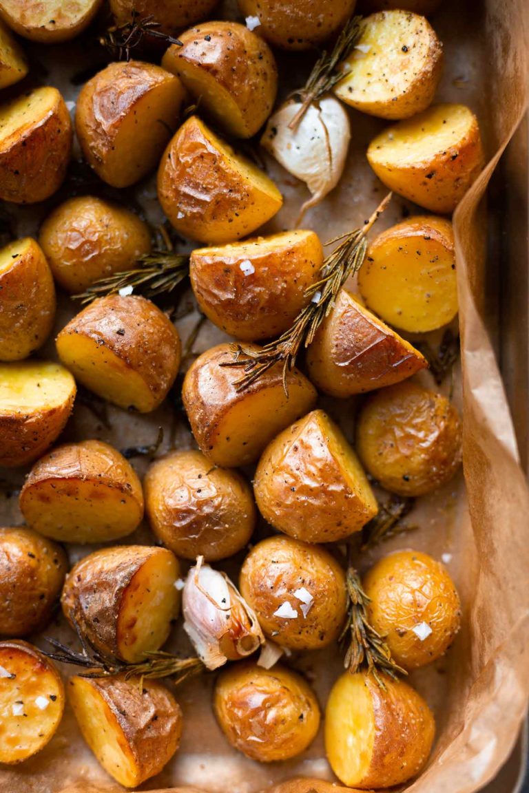 Einfache Rosmarinkartoffeln aus dem Ofen