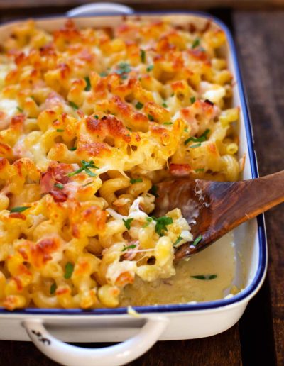 Nudelauflauf mit Schinken-Sahne-Sauce