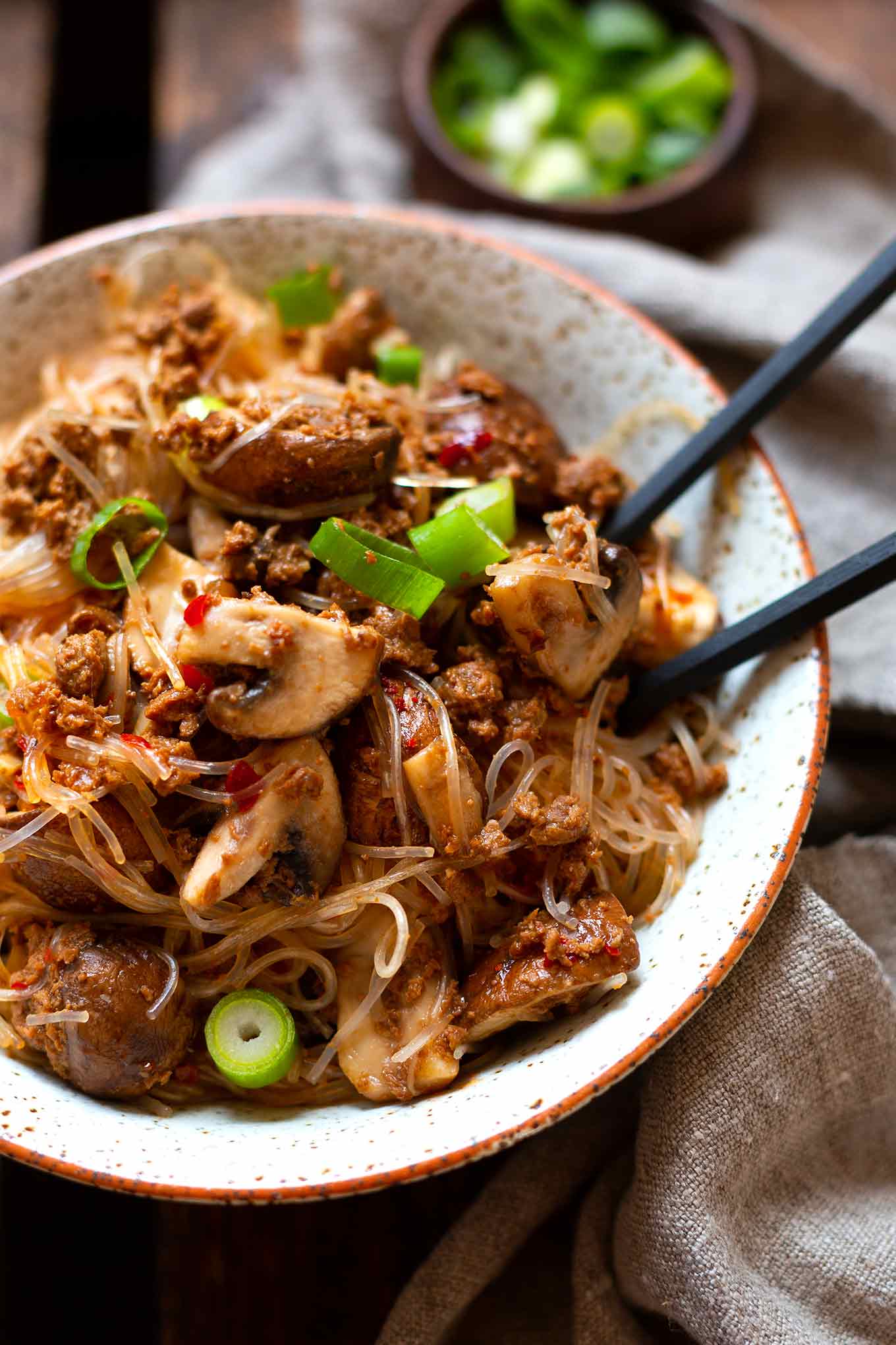 Asiatische Glasnudel Hackfleisch Pfanne Kochkarussell