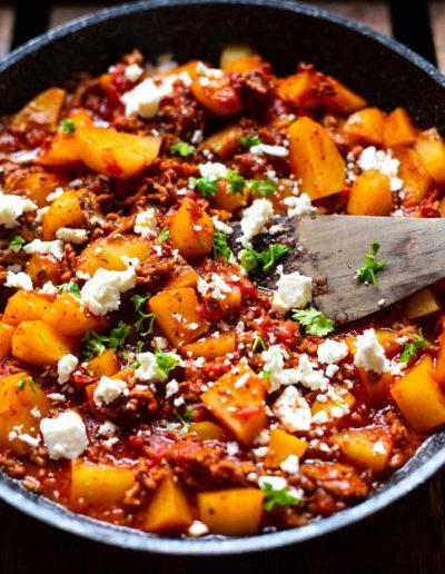 Kartoffel-Hackfleisch-Pfanne mit Feta