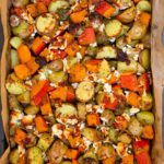 Ofenkartoffeln-mit-Kuerbis-Rosenkohl-und-Feta-1-1