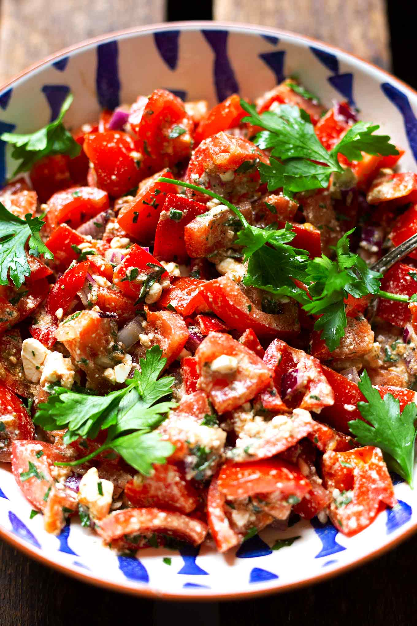 tomatensalat mit feta und balsamico