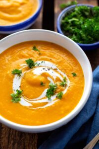 Möhrensuppe mit Ingwer und Kokosmilch