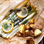 Spargel-im-Backofen-in-Backpapier