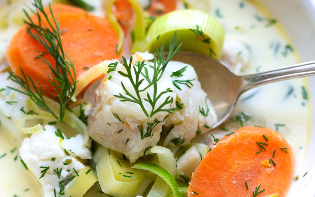 Fischsuppe mit Gemüse (einfach & lecker!)