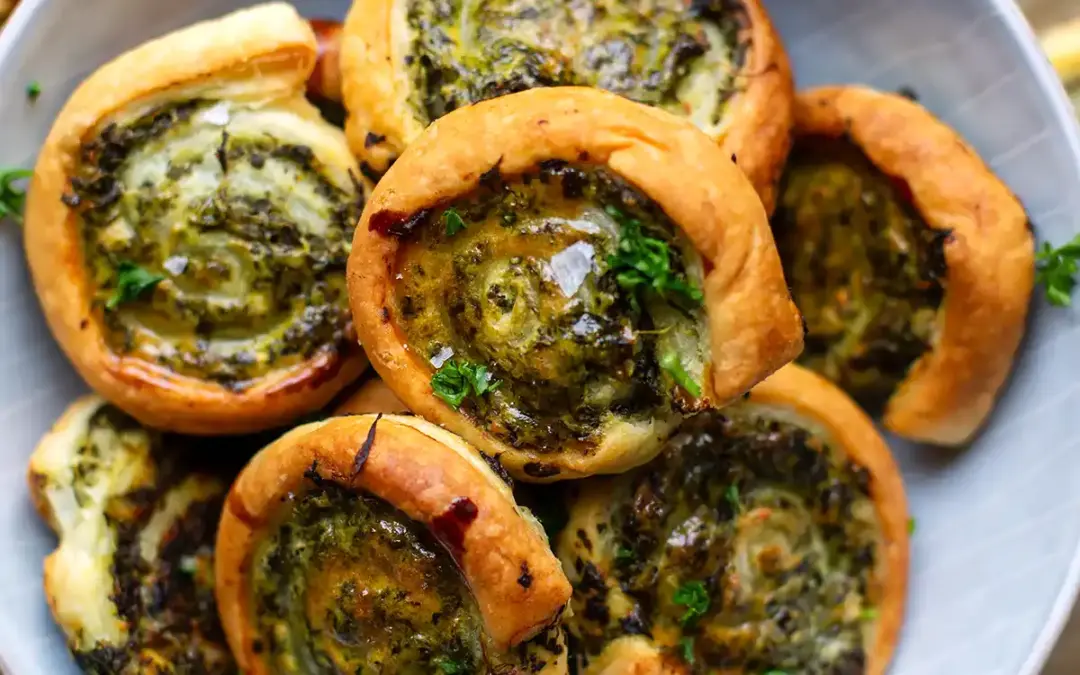 Blätterteigschnecken vegetarisch (mit Spinat & Feta)