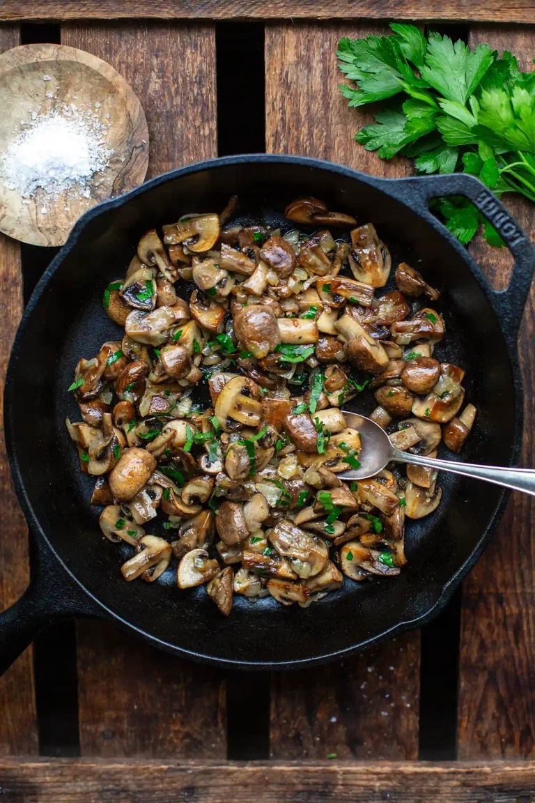 pilzpfanne-mit-sahne-rezept-einfach